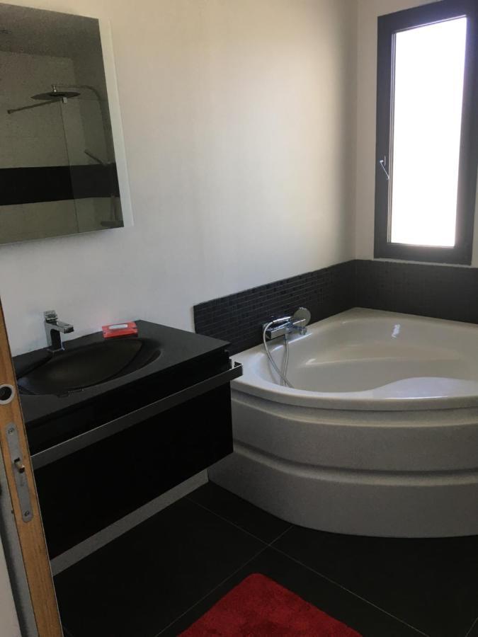 Maison Individuelle Lias ภายนอก รูปภาพ